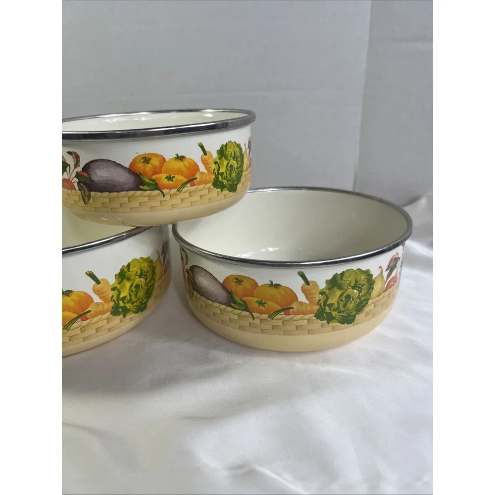 Vintage Enamelware Nesting Bowls Set of 3 Rare Vegetable Basket Pattern‎